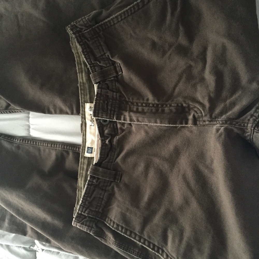*CLEARANCE SALE* Mens brown distressed chinos